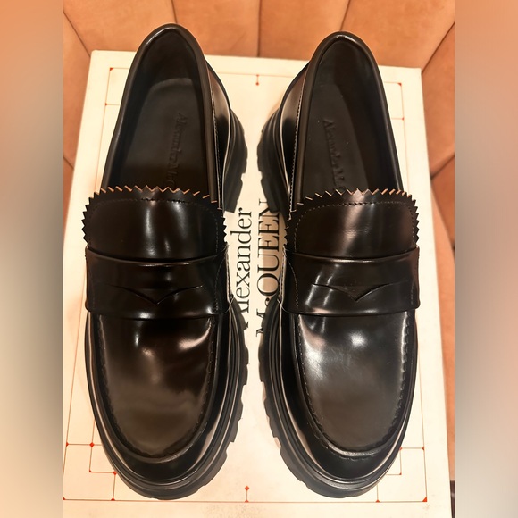 Alexander McQueen black loafers Size 8.5 - Picture 3 of 13